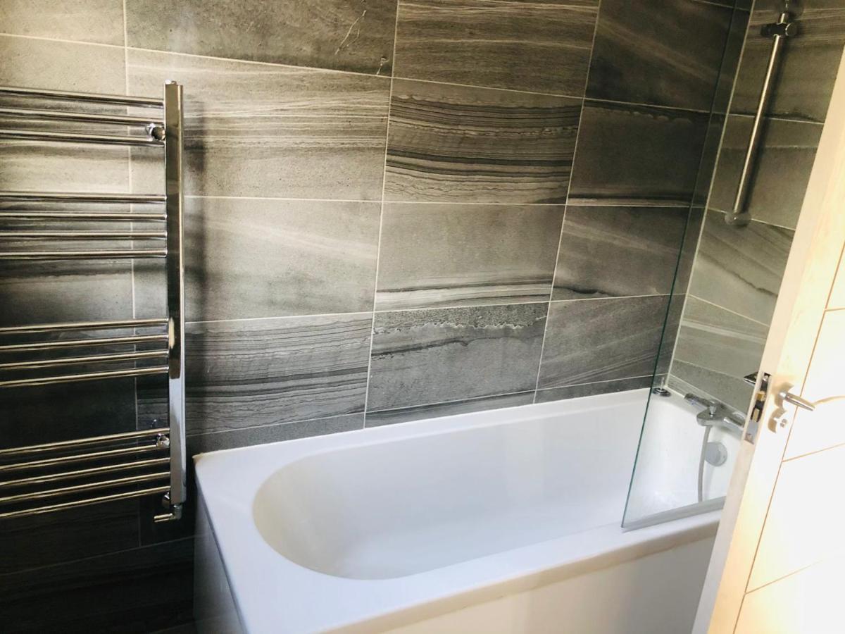 Diamond Accommodation Londen Buitenkant foto